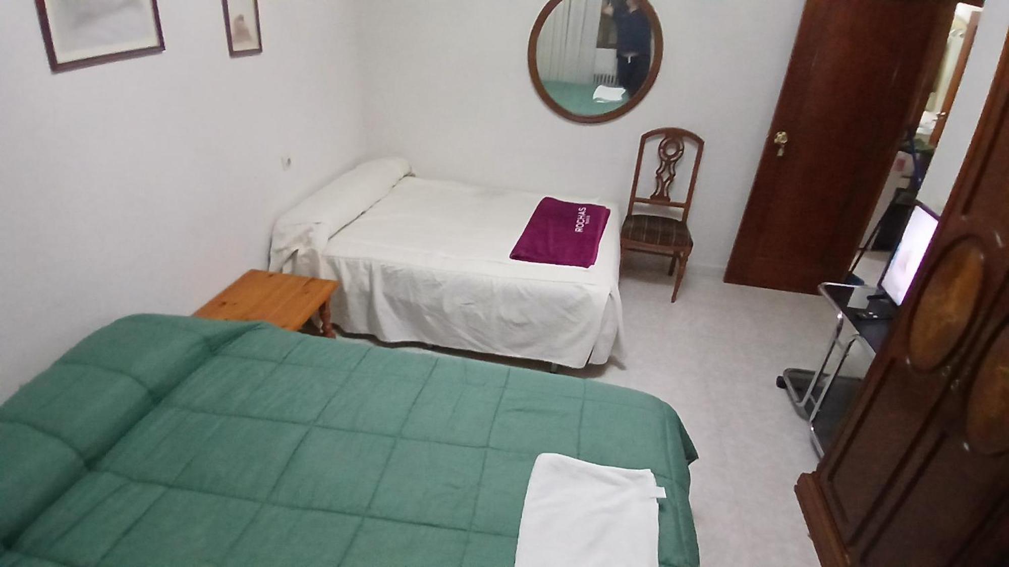 Habitacion Privada Familiar Toledo Exteriör bild