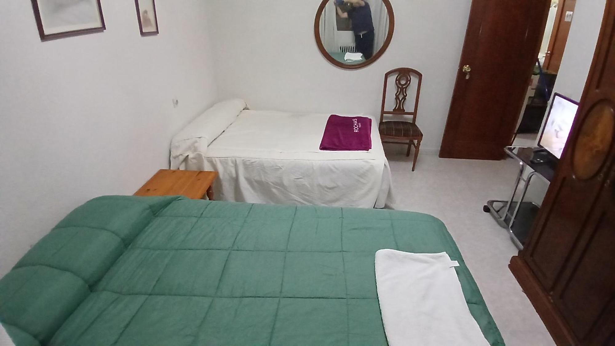 Habitacion Privada Familiar Toledo Exteriör bild