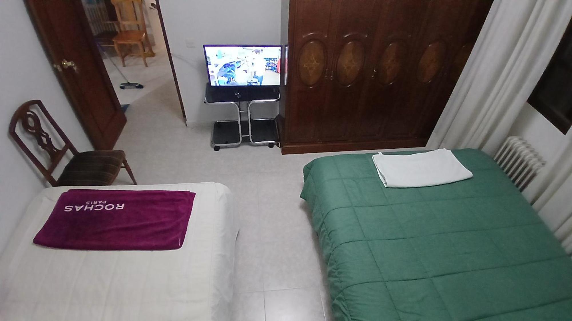 Habitacion Privada Familiar Toledo Exteriör bild